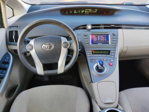 2014 Toyota Prius Three