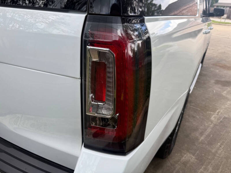 2019 GMC Yukon XL SLT
