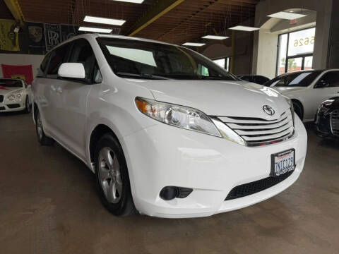 2015 Toyota Sienna