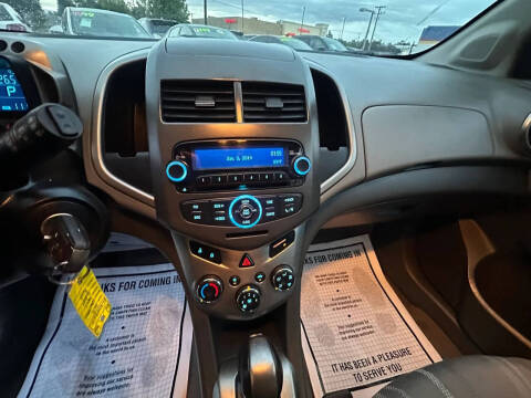 2015 Chevrolet Sonic LT Auto