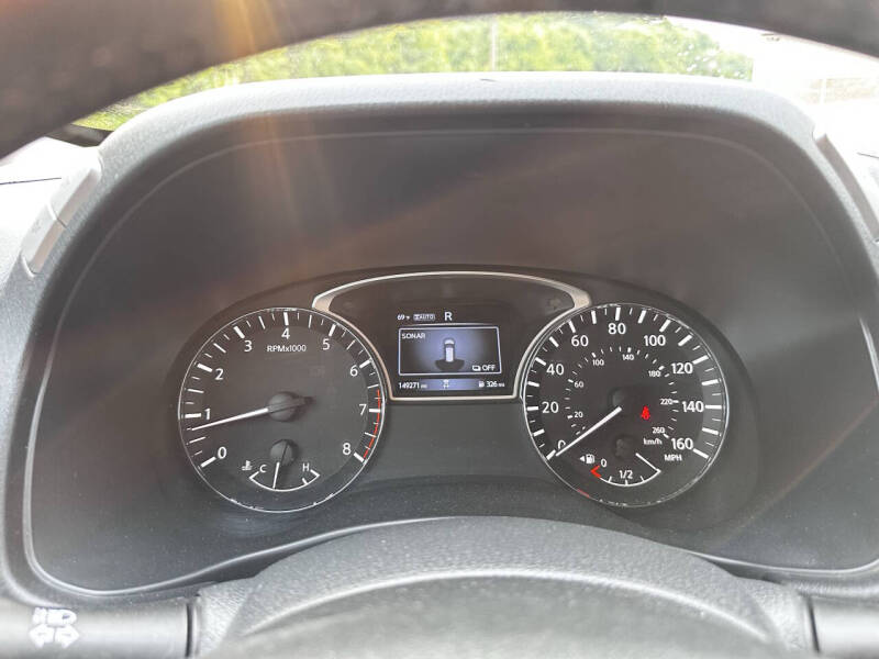 2018 Nissan Pathfinder SV