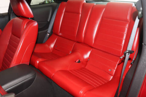 2005 Ford Mustang GT Premium