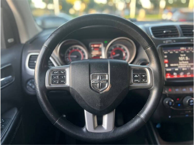 2018 Dodge Journey Crossroad