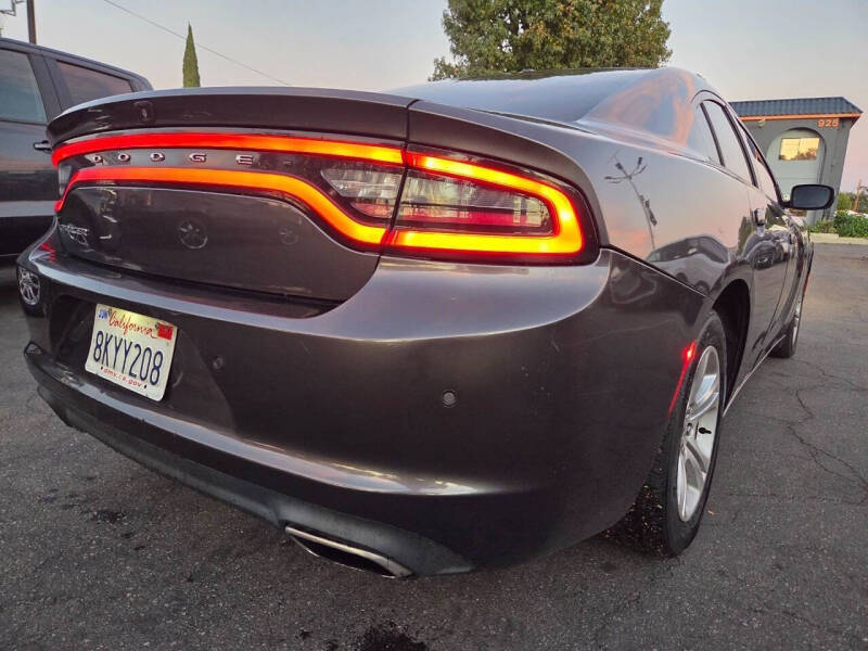 2019 Dodge Charger SXT