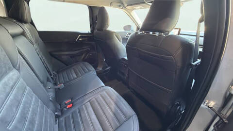 2026 Mitsubishi Outlander SE