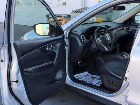 2014 Nissan Rogue SL