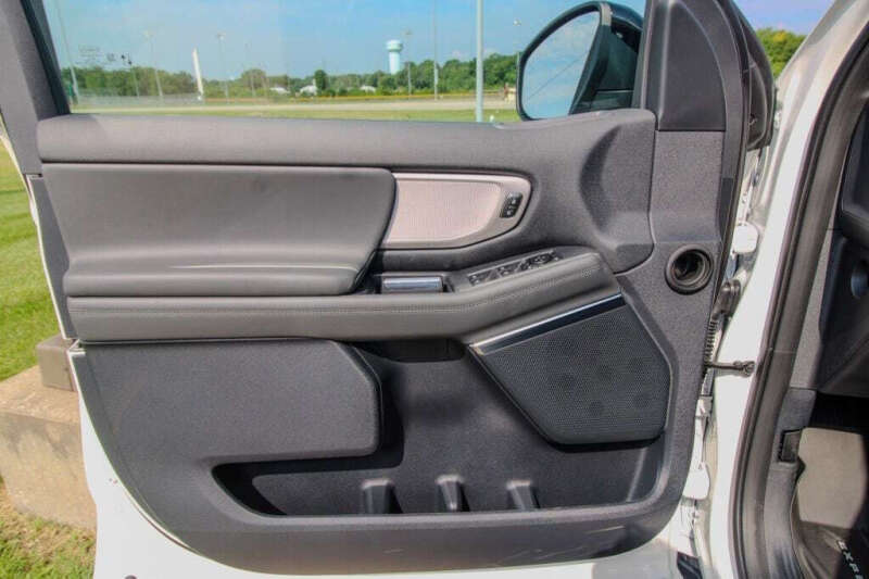 2027 Ford Expedition MAX Active