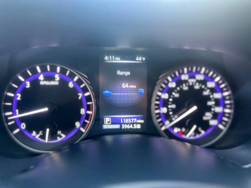 2014 Infiniti Q50 Premium