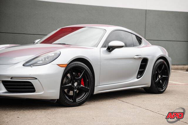 2017 Porsche 718 Cayman