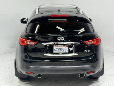 2013 Infiniti FX37