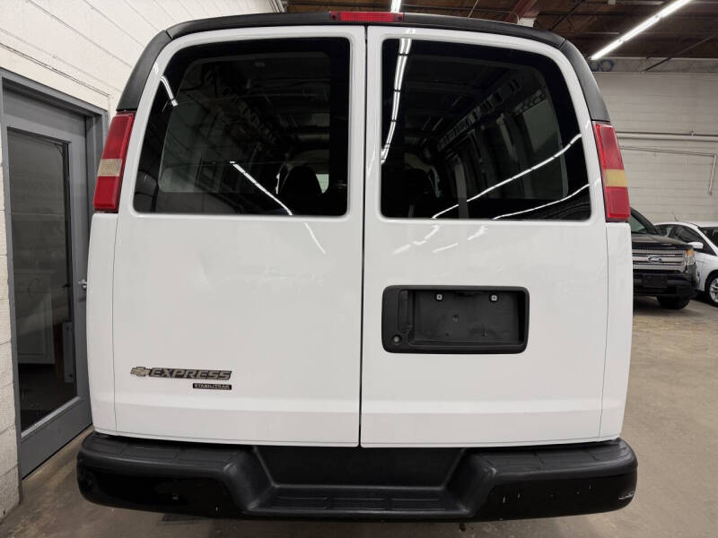 2012 Chevrolet Express 2500