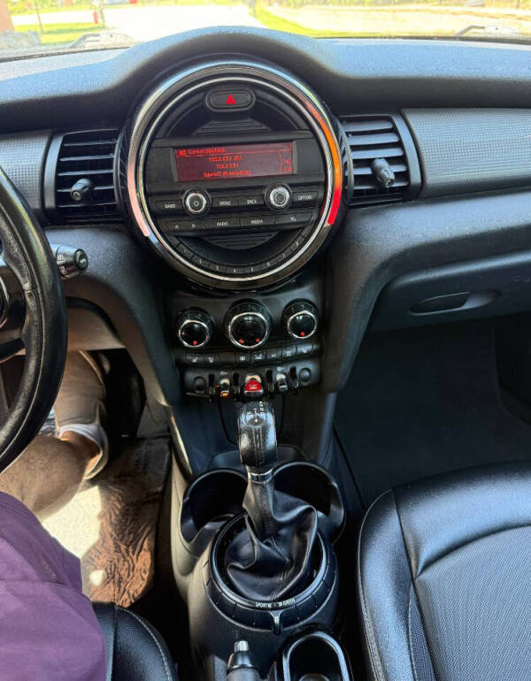 2015 MINI Hardtop 4 Door Cooper