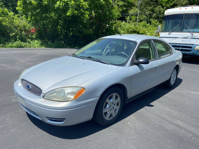 2004 Ford Taurus for sale at Riley Auto Sales LLC in Nelsonville OH