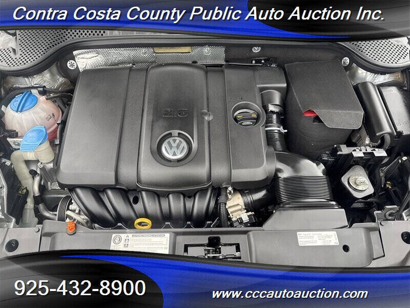 2013 Volkswagen Beetle