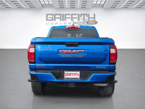 2024 GMC Canyon AT4