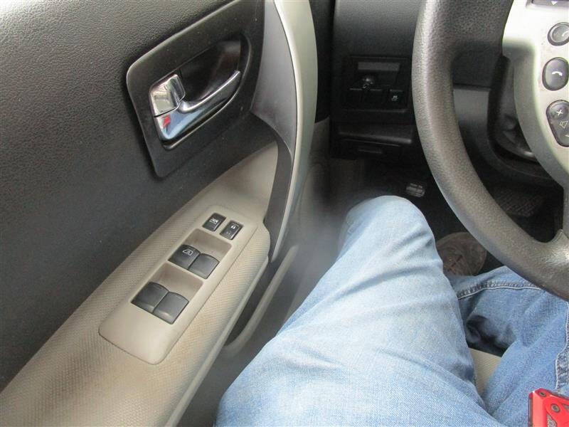 2013 Nissan Rogue S