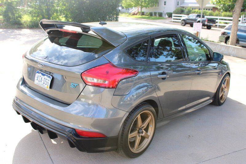 2017 Ford Focus ST