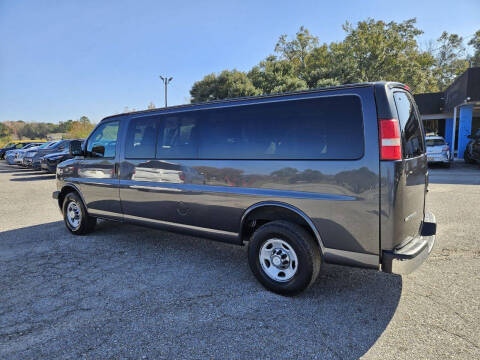 2017 Chevrolet Express LT 3500