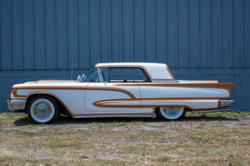 1960 Ford Thunderbird