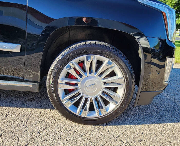 2017 Cadillac Escalade ESV Platinum