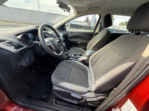2014 Ford Escape S