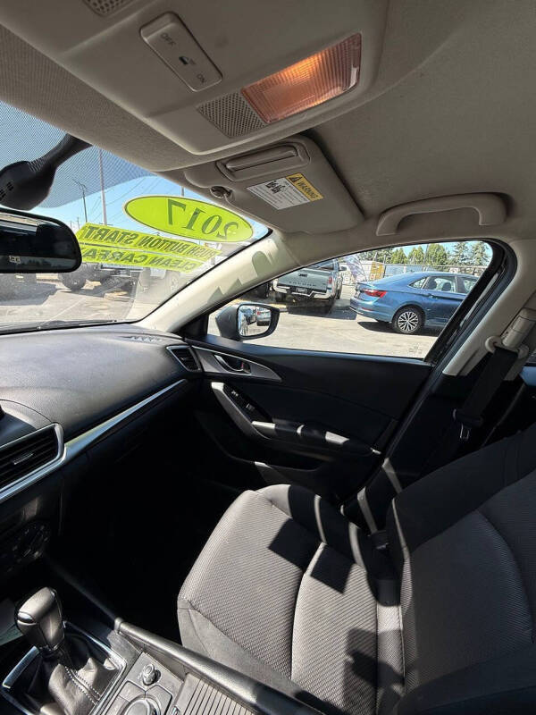 2017 Mazda MAZDA3 Sport