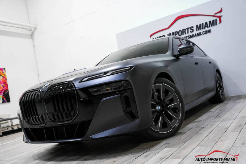 2025 BMW 7 Series 740i