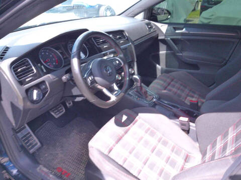 2021 Volkswagen Golf GTI S