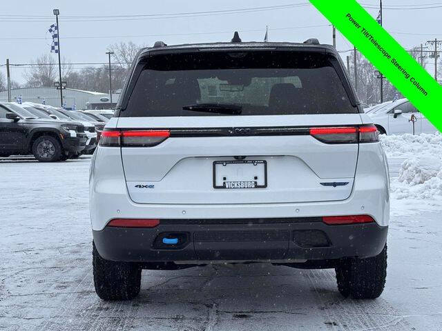 2022 Jeep Grand Cherokee Trailhawk 4xe