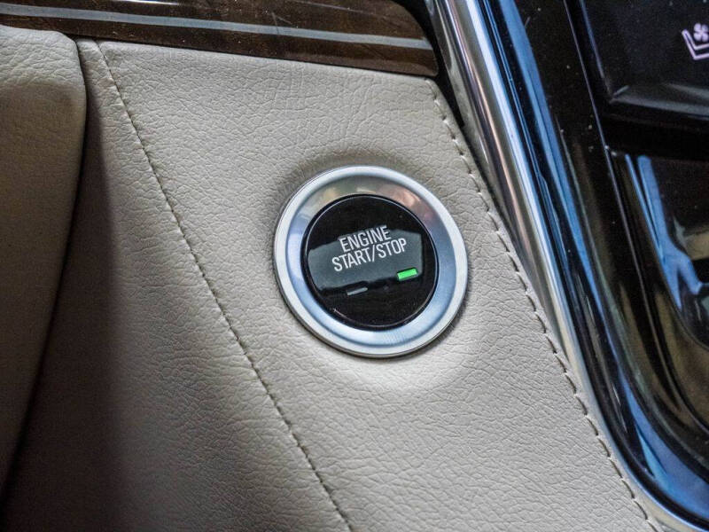 2018 Cadillac Escalade Luxury