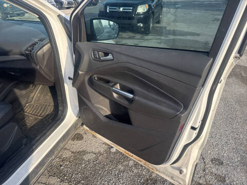 2016 Ford Escape SE