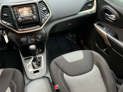 2018 Jeep Cherokee Latitude