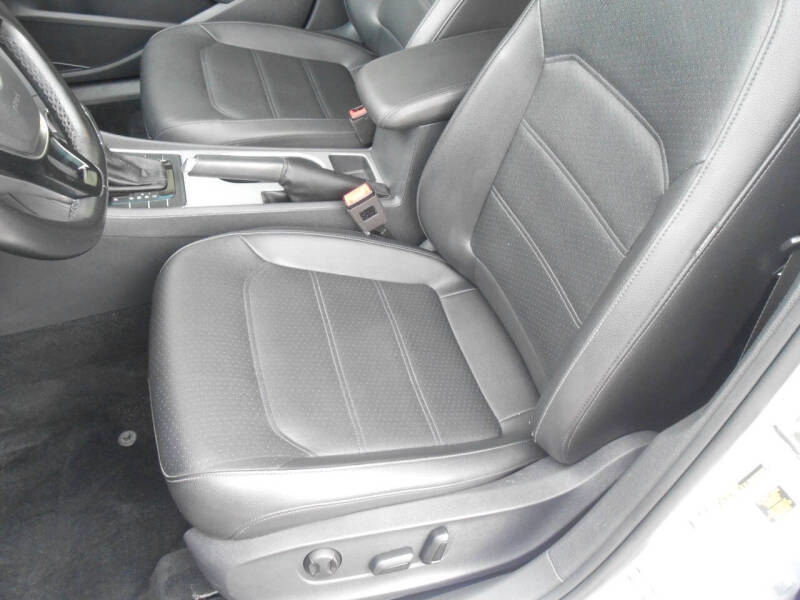 2019 Volkswagen Passat Wolfsburg