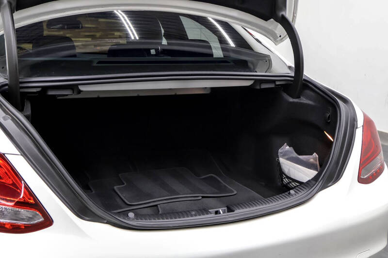 2016 Mercedes-Benz C-Class