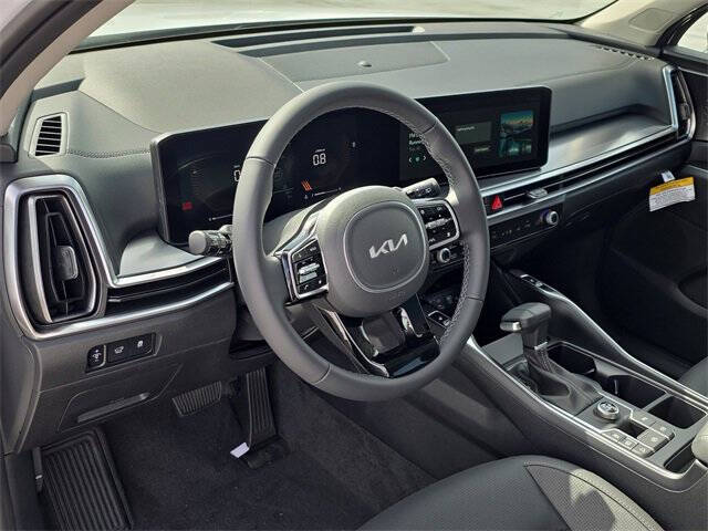 2025 Kia Sorento EX