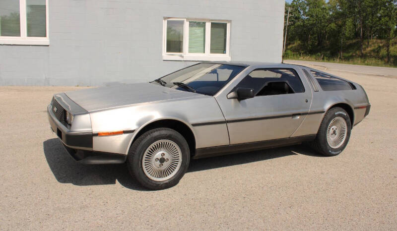 1981 DeLorean DMC-12