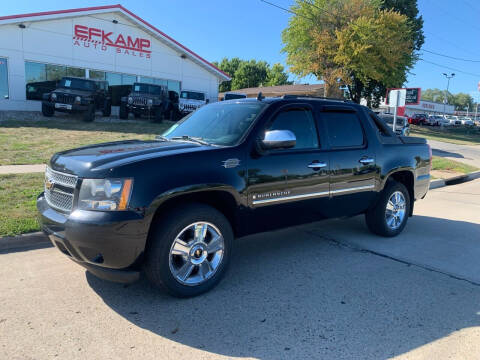 2009 Chevrolet Avalanche for sale at Efkamp Auto Sales LLC in Des Moines IA