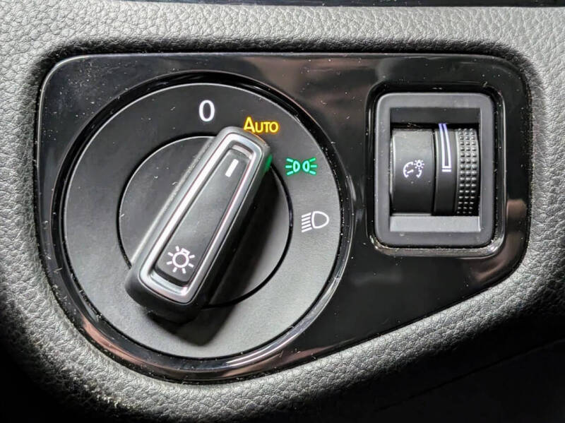 2019 Volkswagen Golf R 4Motion