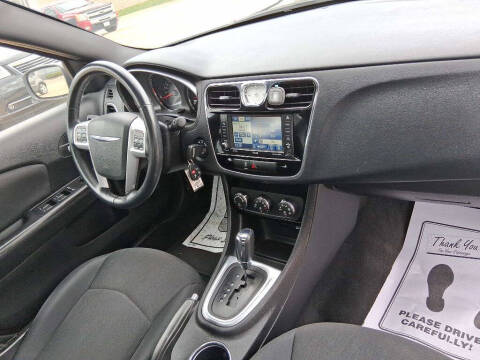 2012 Chrysler 200 Touring