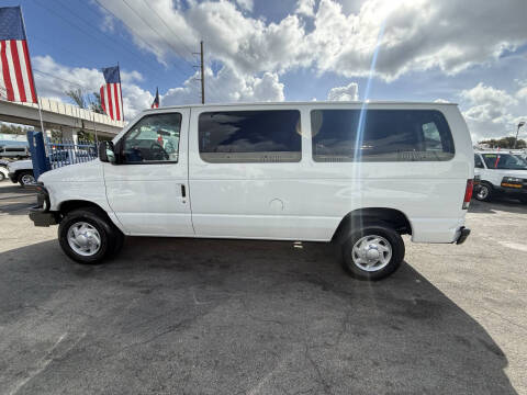 2012 Ford E-350