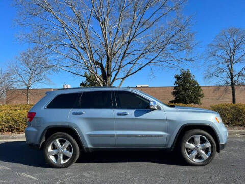 2013 Jeep Grand Cherokee Overland Summit