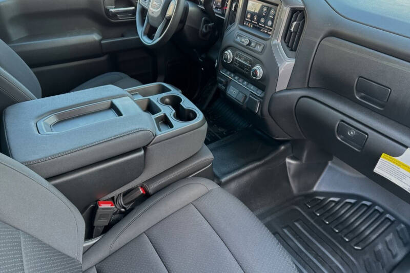 2024 GMC Sierra 3500HD