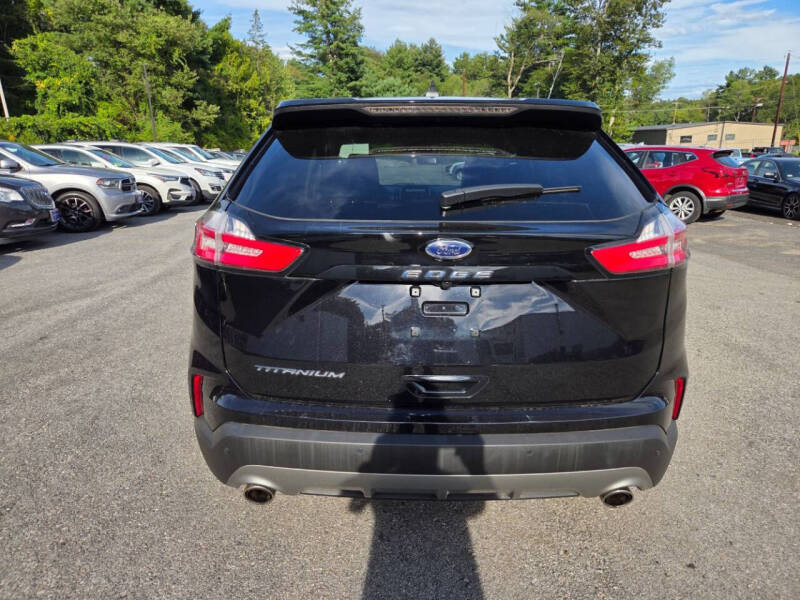 2021 Ford Edge Titanium