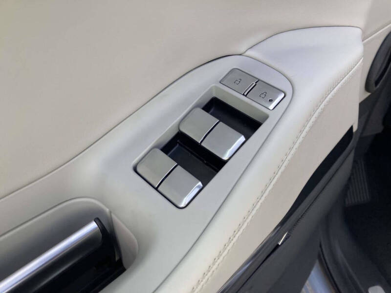 2026 Lincoln Navigator Premiere