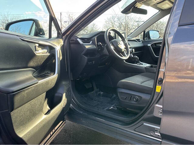 Used 2022 Toyota RAV4 XLE with VIN 4T3RWRFV7NU060518 for sale in Madison, WI