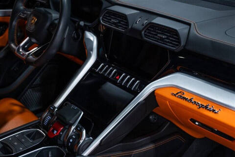 2021 Lamborghini Urus