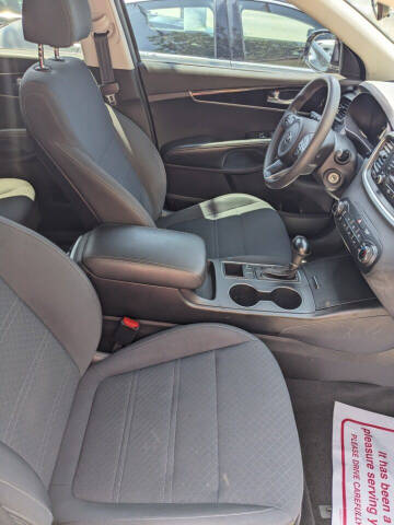 2018 Kia Sorento LX V6