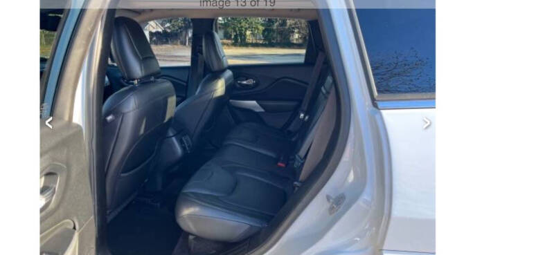 2017 Jeep Cherokee Overland