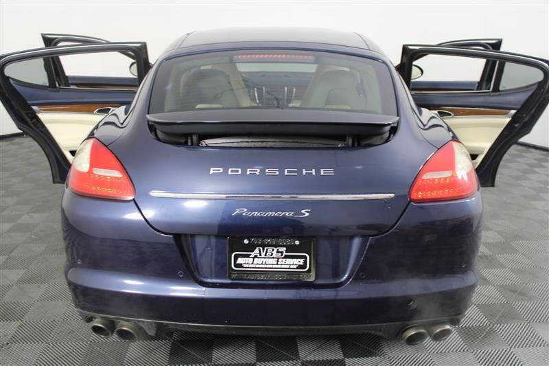 2011 Porsche Panamera