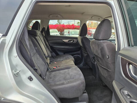 2015 Nissan Rogue SV